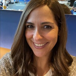 Meet your Posher, Marilourdes